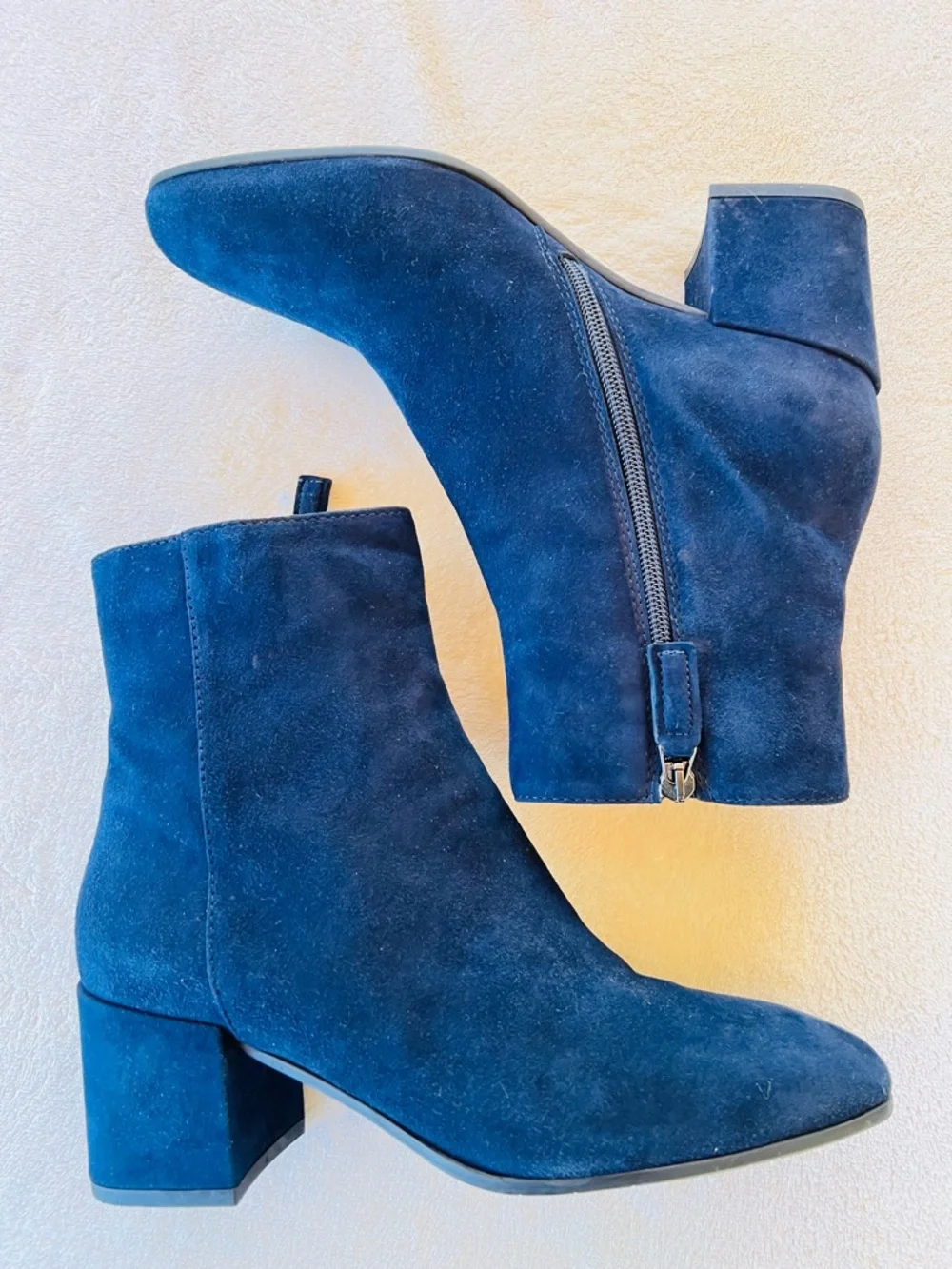 New! Aquatalia Charlee Weatherproof Dress Suede Bootie Navy Blue Size 9 MSRP$495